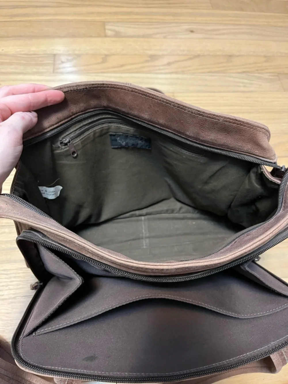 Tignanello Brown Leather Shoulder Briefcase